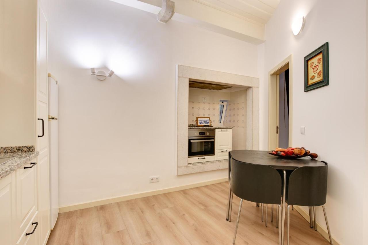 Charming New Apartment In The Heart Of Lisabona Exterior foto